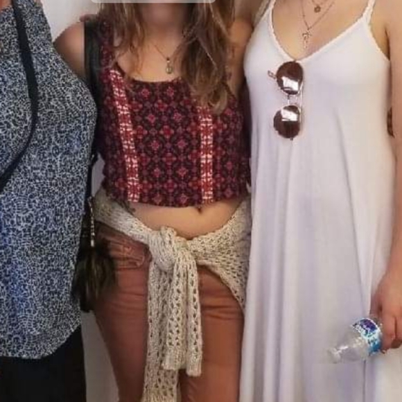 💋💥Boho Chic Crop Top💥💋 - Picture 2 of 3